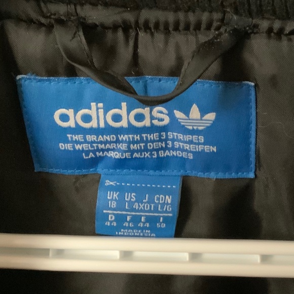 Adidas winter bomber jacket - Picture 5 of 5